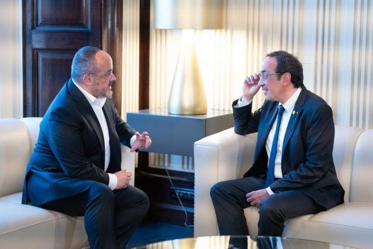 Fernández traslada a Rull que no darán apoyo a una investidura de Illa