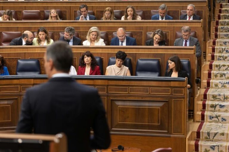 El PSOE se queda solo en el Congreso defendiendo a Sánchez sobre el Sáhara y Marruecos