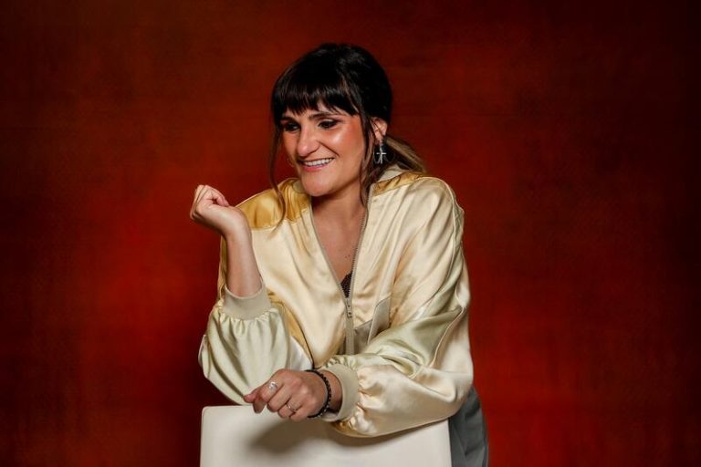 El ciclo de conciertos de Nits Voramar, con Rozalén y Vetusta Morla