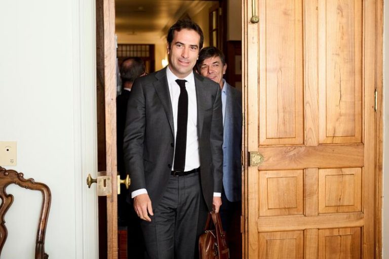 Cuerpo se verá con Torres y Oliu, coincidiendo los 3 por primera vez desde la OPA