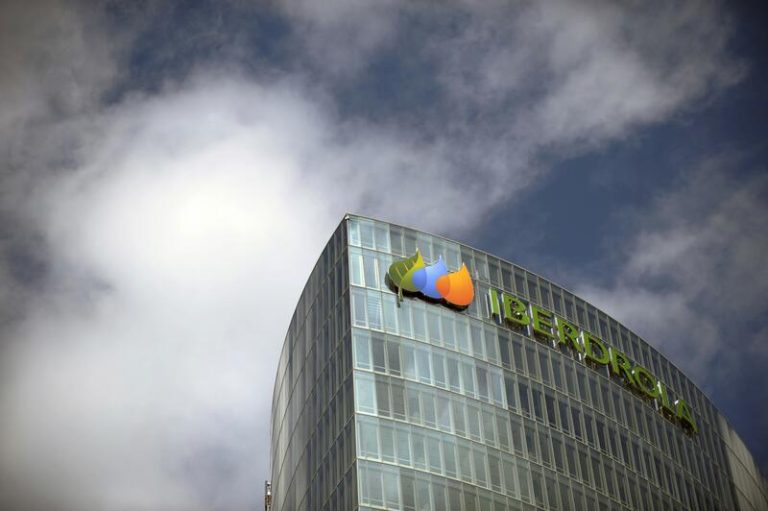 Iberdrola pone bonos verdes por 335 millones de francos suizos