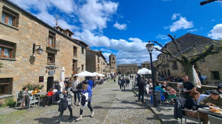 Miles de entradas vendidas para el Festival 'Castillo de Aínsa'