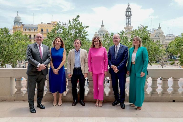 Valencia, Madrid y otras 3 ciudades exigen al Gobierno la reforma de la financiación local
