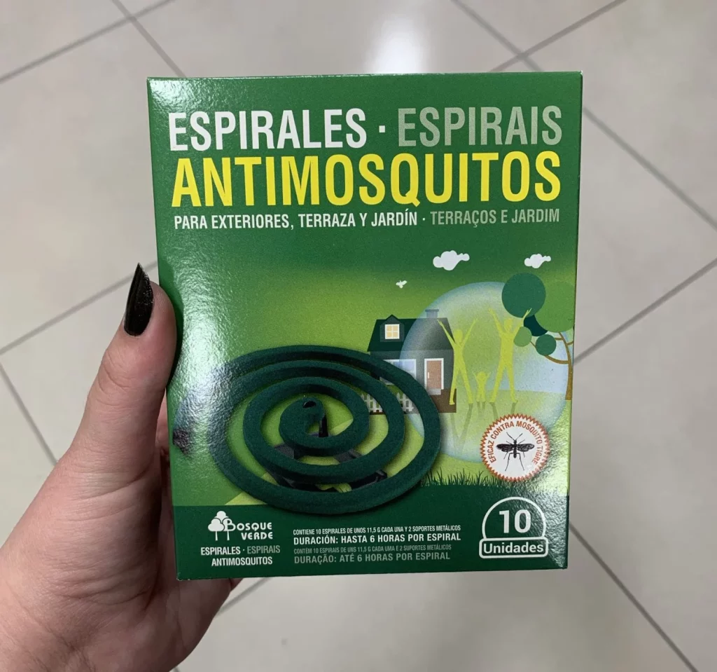 Ya vienen los mosquitos y Mercadona tiene la solución de citronela que los hace desaparecer 46 Soluciones complementarias: espirales y velas antimosquitos