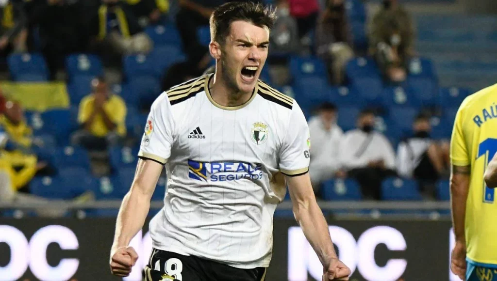 Ya hay alternativa a Laporte en el Athletic: gratis 33 Aitor Córdoba