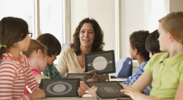 La Inteligencia Artificial revolucionará la planificación educativa del próximo curso escolar