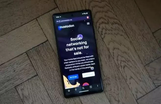 Bridgy Fed ahora permite seguir, ver e interactuar entre las cuentas de Mastodon y BlueskyBridgy