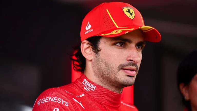 Carlos Sainz da una lección de señorío en Ferrari