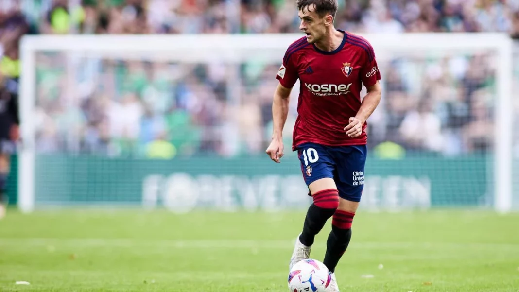 El Villarreal CF piensa en Aimar Oroz como sustituto de Álex Baena. Fuente: Agencias