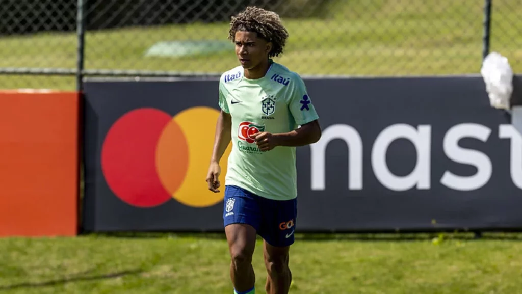 El tapado del Real Madrid para jubilar a Carvajal 15 Competencia por su fichaje