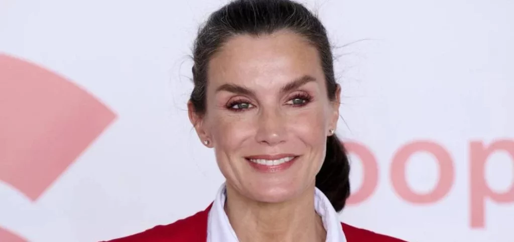 Los escándalos de una “mujer fatal”: Letizia y las lindezas que le dedica la prensa extranjera 46 Los escándalos de una “mujer fatal” Letizia y las lindezas que le dedica la prensa extranjera