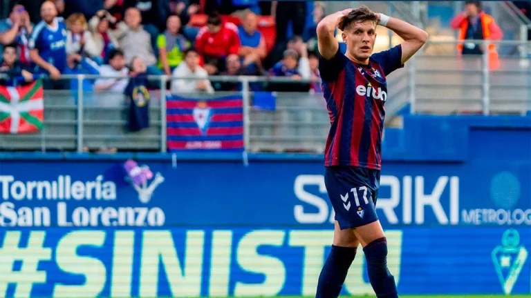 El gafe del Eibar que confirma la locura de LaLiga Hypermotion