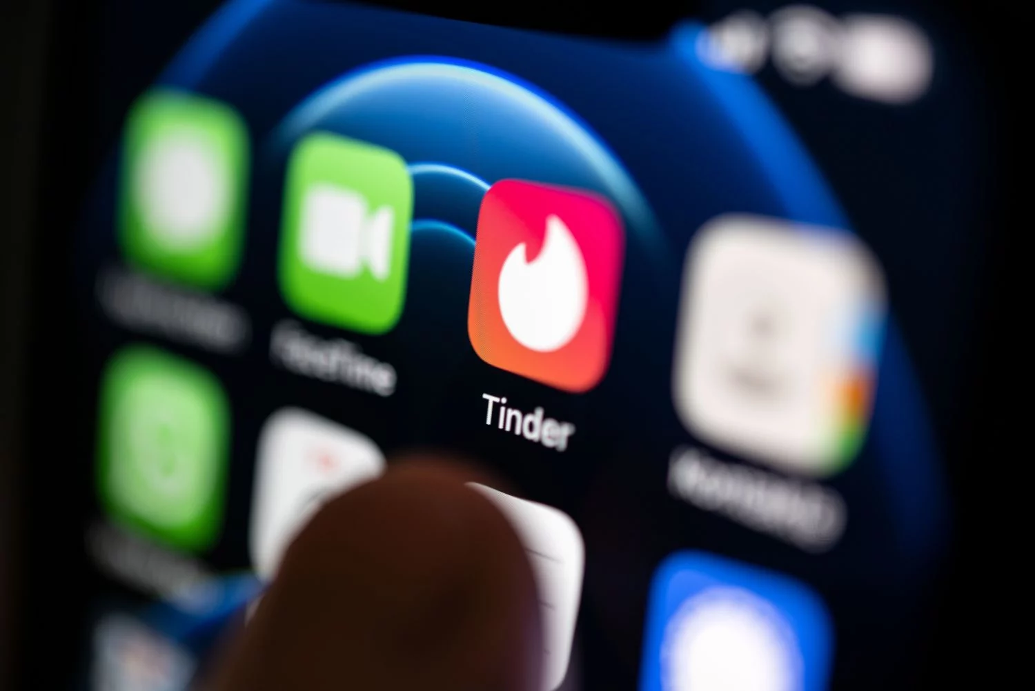 Los usuarios buscan ayuda en Wallapop para triunfar en Tinder