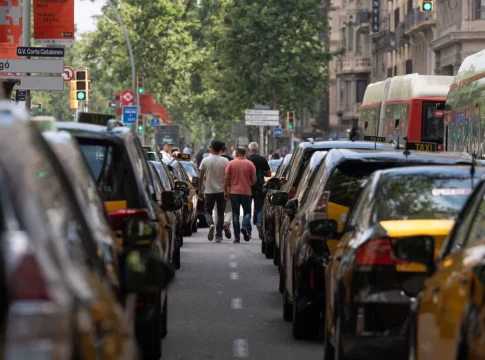 Los taxis de Barcelona asumen una huelga para mañana 18 de junio que puede marcar un antes y un después en la situación de la movilidad