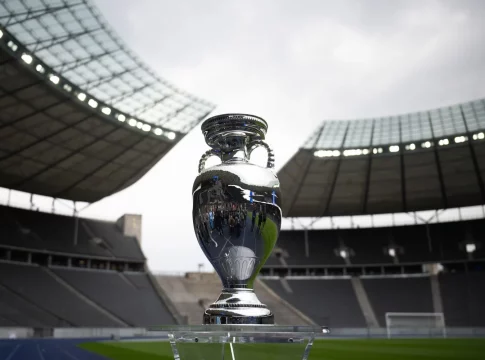 El verano será algo más amable de lo usual con los riders de Glovo y Uber Eats gracias a la Eurocopa