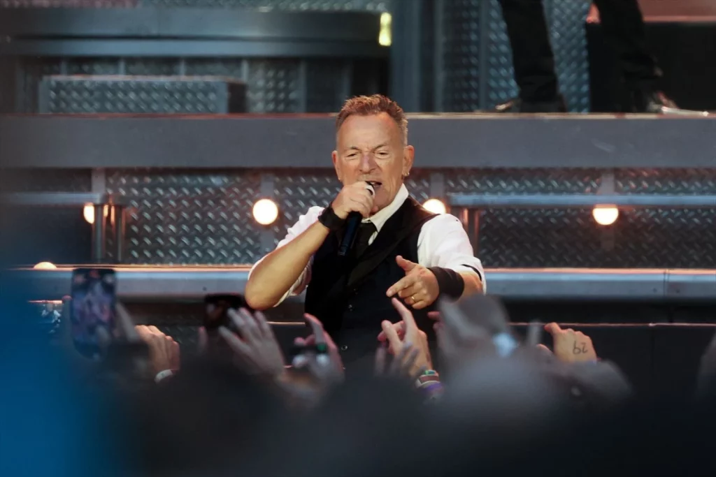 EuropaPress 6028890 cantante bruce springsteen actuacion estadio civitas metropolitano 12 junio