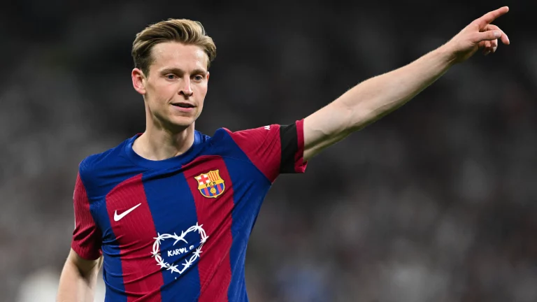 Frenkie de Jong: la nueva estrategia del FC Barcelona por orden de Hansi Flick