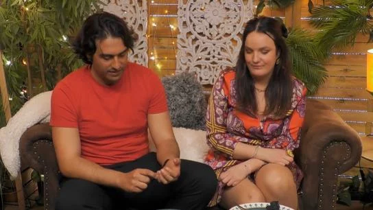 Carlos Sobera no se calla en 'First Dates' tras el comentario machista de un pretendiente