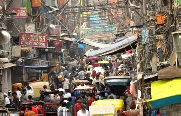 Video viral relata el perturbador momento vivido por una influencer en la India