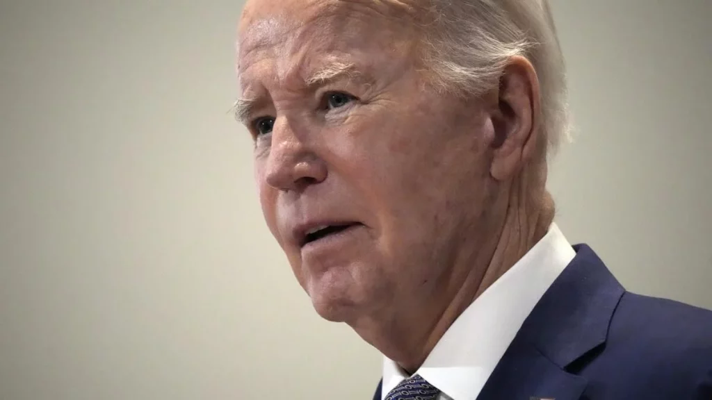 El descalabro de Biden en el debate sacude su candidatura a la reelección 1 La debilidad de Biden en el debate desencadena el pánico entre los demócratas