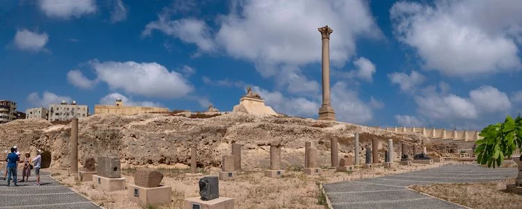 La increíble historia de la biblioteca sumergida de Alejandría