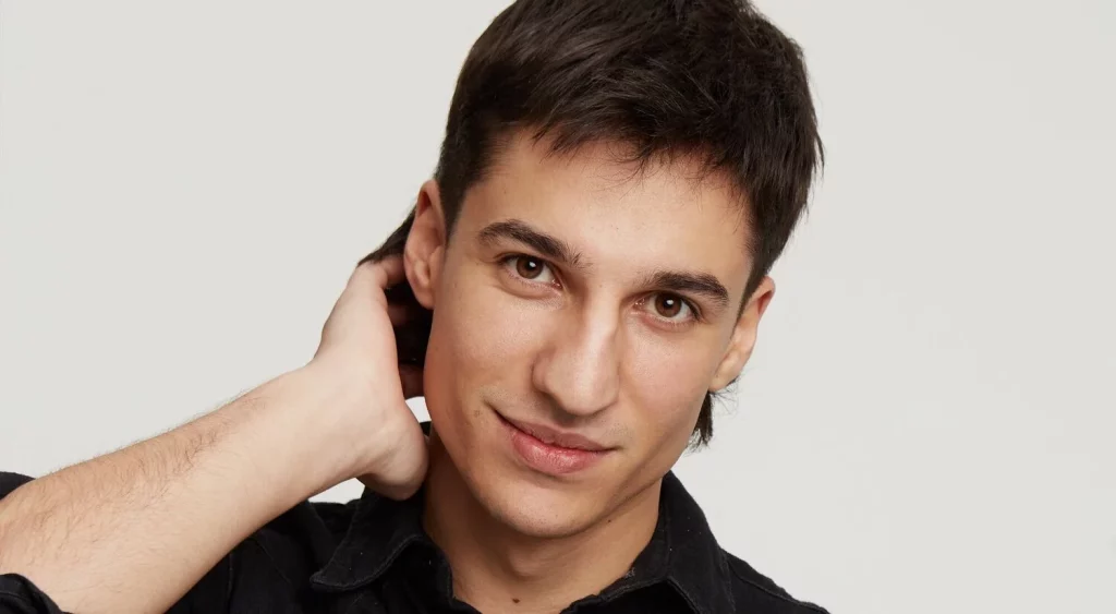 De ‘Toy Boy’ e hijo de una actriz de ‘La Promesa’ a debutar en cines con una película española