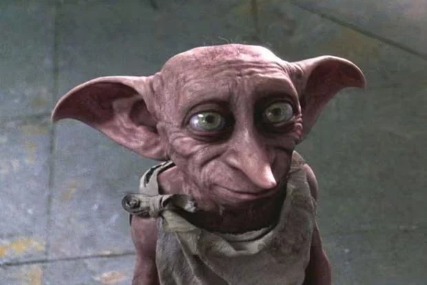 La voz de Dobby y su conexión con Marvel