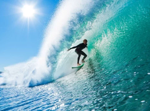 Las 5 mejores playas para practicar surf y disfrutar del mar Las 5 mejores playas para practicar surf y disfrutar del mar