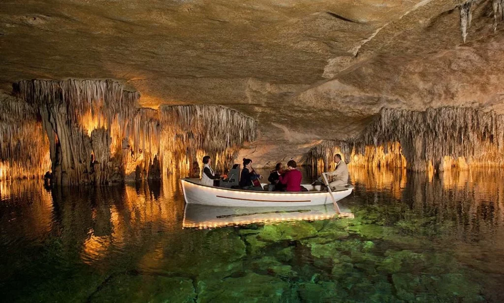 Las Coves del Drach: una sinfonía bajo tierra en Mallorca