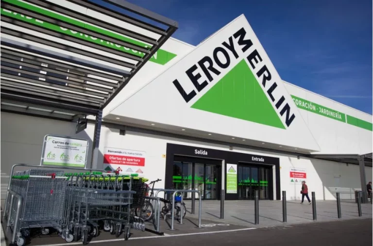 Leroy Merlin se pasa el juego con la silla tumbona más cómoda y práctica del verano