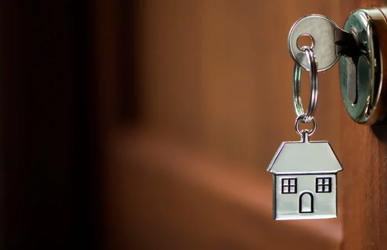 Aviso de la Policía: antes de entrar al portal de casa, haz esto siempre