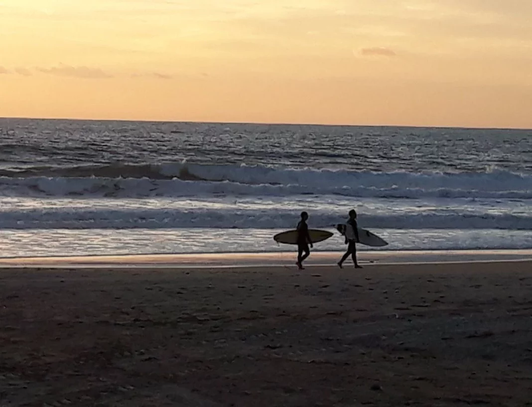 Playa de El Palmar, Cádiz: surf y atardeceres mágicos