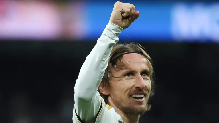 Modric provoca decisión drástica de Florentino Pérez: va a pagar su cláusula