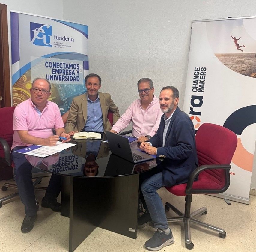 Sitecore Academy: alianza de ROI UP Group con la Fundación Empresa de la UA y Aquora Change Makers 1 Sitecore Academy 1