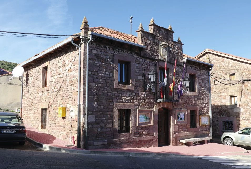 Esta es la Comunidad Autónoma que tiene el pueblo más antiguo de España 43 Un legado centenario: la historia de Brañosera