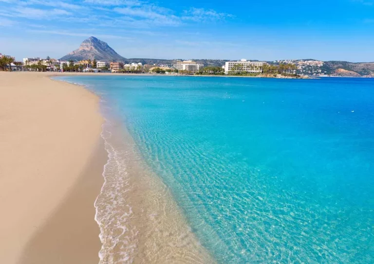 Un periódico inglés recomienda este pueblo español con “el mejor clima del mundo”