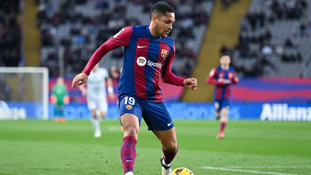 Hansi Flick Vitor Roque