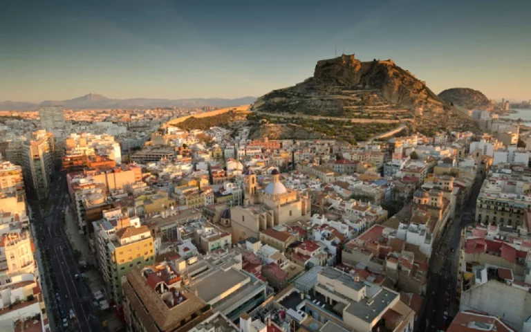 Alicante se prepara para vivir su gran fiesta: Hogueras 2024, del 20 al 24 de junio