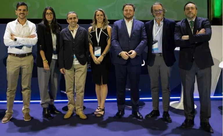 Llega a España 'Eylea 8 mg', de Bayer, la única terapia que permite extensiones de tratamiento de hasta cinco meses en DMAEn y EMD