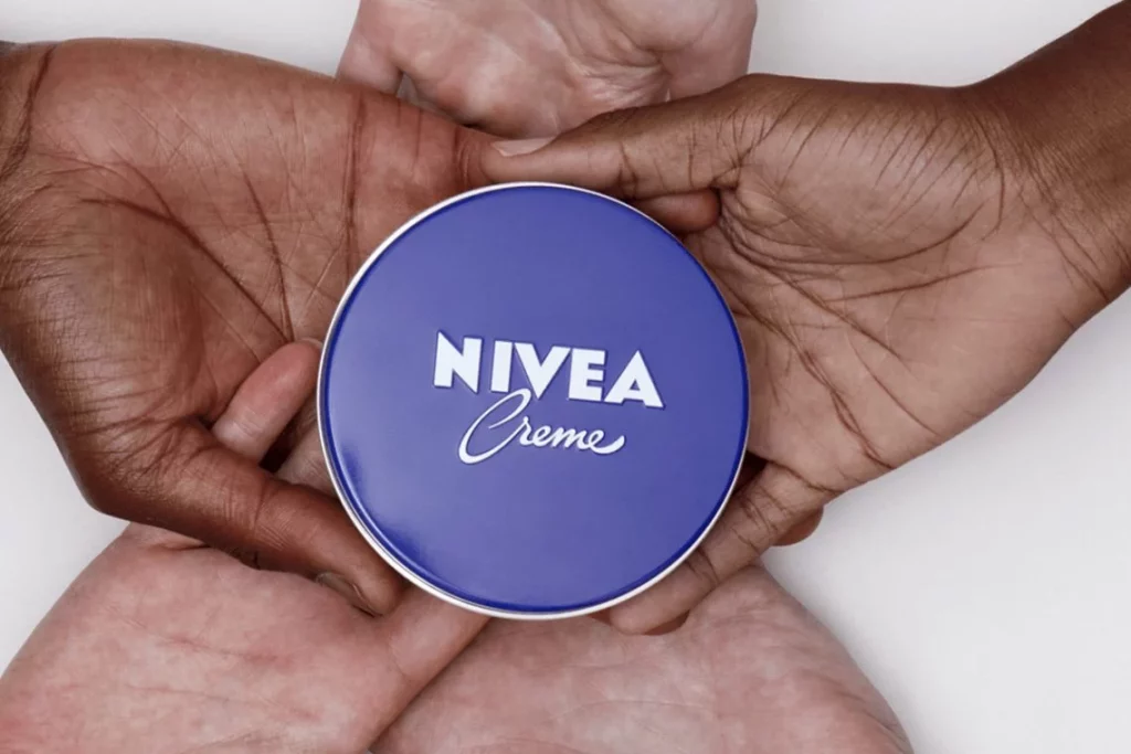Una farmacéutica advierte sobre la mítica crema Nivea: no es oro todo lo que reluce 37 Encontrar la rutina adecuada, más allá de marcas e iconos