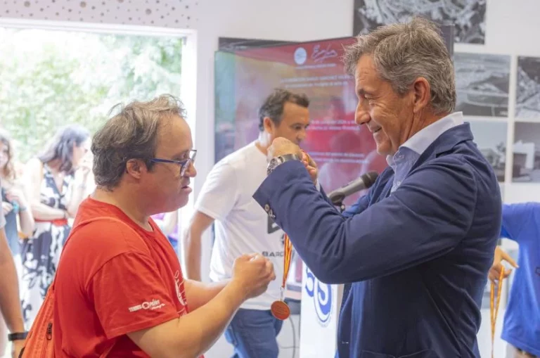 La Fundación Emilio Sánchez Vicario clausura los cursos de tenis adaptado con más de 300 alumnos con discapacidad