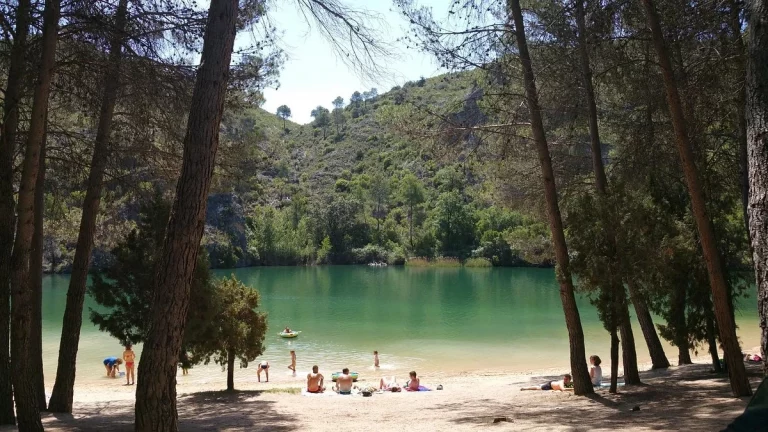 El hermoso oasis a 1 hora de Madrid perfecto para refrescarse este verano