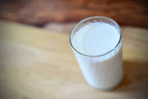 Ni Pascual, ni Puleva, ni Central Lechera Asturiana: esta es la mejor leche de supermercado para la OCU