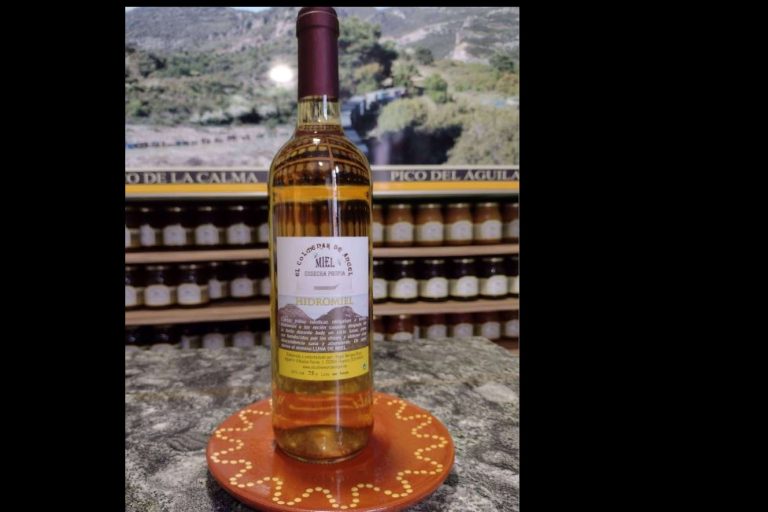 El Colmenar de Ángel presenta su miel e hidromiel