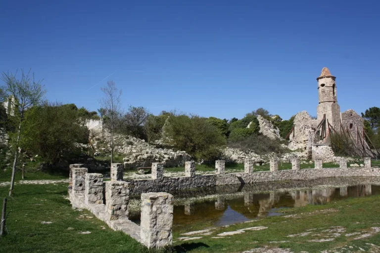El terrorífico pueblo español a una hora de Barcelona en el que pasan episodios paranormales