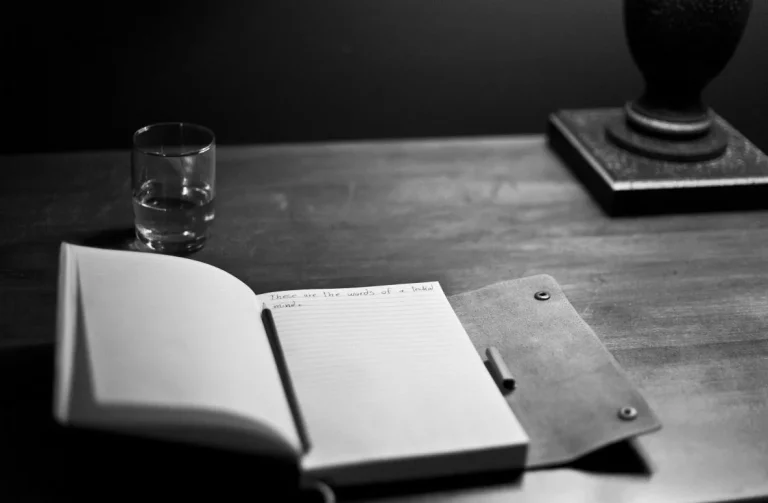 ¿Cuánto dinero gana un escritor o autor de un libro por cada ejemplar? Te va a sorprender