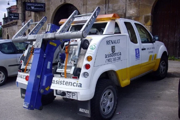 Mantenimiento y seguro de coche en verano: ¿qué revisar?