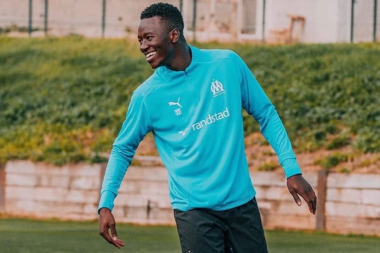 Marcelino ya tiene su primer gran fichaje para el Villarreal CF 2025 1 pape gueye villarreal marcelino