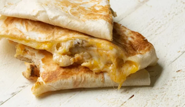 Preparar una quesadilla al estilo Taco Bell en casa no es ningún reto