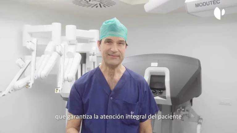 Vall d'Hebron realiza la primera cirugía robótica pediátrica en Europa a través de una única incisión